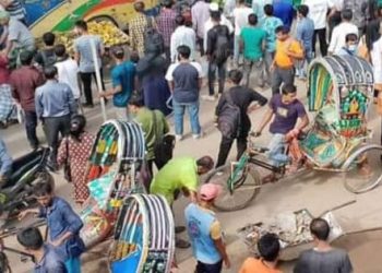 রাতে হঠাৎ জ্বালানির দাম বৃদ্ধি/ সকাল থেকে সারাদিন যে দুর্ভোগের শিকার হলেন যাত্রীরা