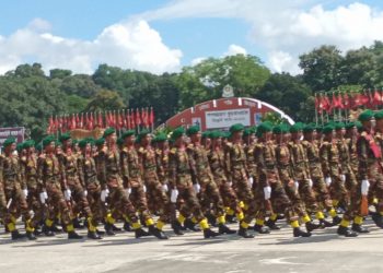 চট্টগ্রামে ইস্টবেঙ্গল রেজিমেন্টে ১২ শতাধিক নবীন সৈনিকের শপথ গ্রহণ