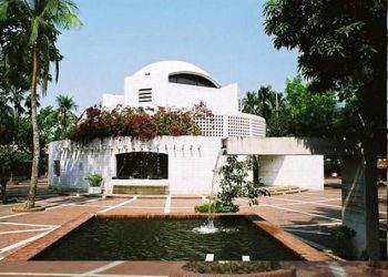 বাঙালির তীর্থস্থান/ টুঙ্গিপাড়া বঙ্গবন্ধুর সমাধিসৌধ