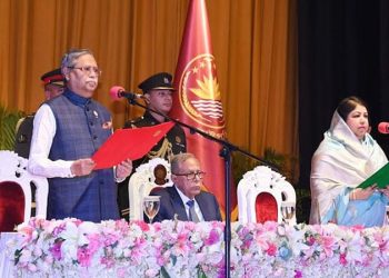 বাংলাদেশের ২২তম রাষ্ট্রপতি হিসেবে শপথ নিলেন মো. সাহাবুদ্দিন