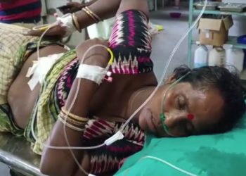 পশ্চিম বঙ্গে পঞ্চায়েত নির্বাচনে সহিংসতায় প্রার্থীসহ নিহত ১৭