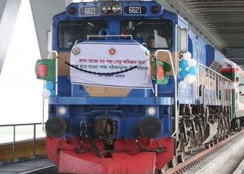যাত্রীবাহি ট্রেনের পর মালবাহি ট্রেনের ট্রায়াল সম্পন্ন পদ্মা রেলসেতুতে