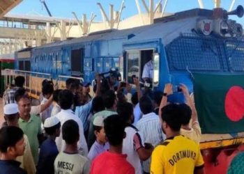 যাত্রার প্রথম দিনেই কক্সবাজার এক্সপ্রেসে কেটে যুবকের মৃত্যু, ২৫ মিনিট দেরিতে পৌঁছাল ঢাকা