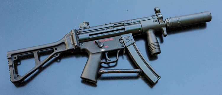 শর্ট গান হবে না, চায়না রাইফেলও বাদ এখন এসএমজি ব্রাশ ফায়ার মুডে: সিএমপি কমিশনার